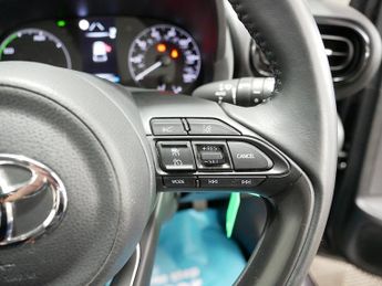 Toyota Yaris VVT-h Icon