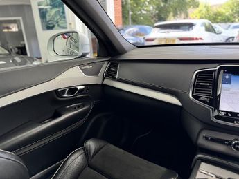 Volvo XC90 D5 PowerPulse R-Design Pro