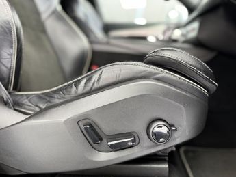 Volvo XC90 D5 PowerPulse R-Design Pro