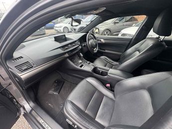 Lexus CT 200h F Sport