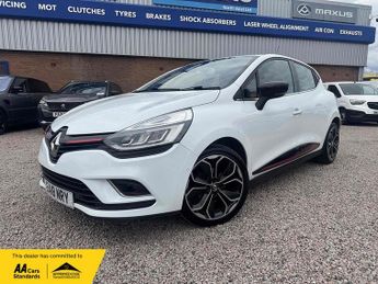 Renault Clio TCe Signature Nav