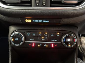Ford Fiesta T EcoBoost Titanium X