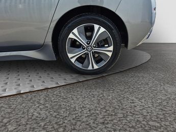 Nissan Leaf N-Connecta