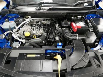 Nissan Qashqai DIG-T MHEV Acenta Premium