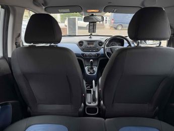 Hyundai i10 1.2 Premium Hatchback 5dr Petrol Auto Euro 5 (87 ps)
