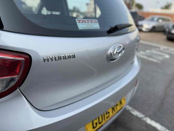 Hyundai i10 1.2 Premium Hatchback 5dr Petrol Auto Euro 5 (87 ps)