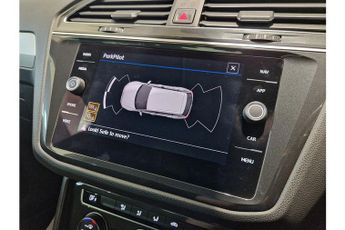 Volkswagen Tiguan TSI SE Navigation