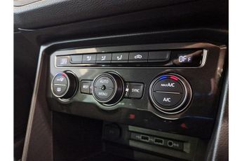 Volkswagen Tiguan TSI SE Navigation