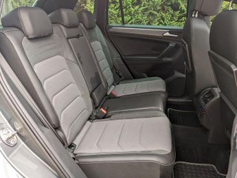 Volkswagen Tiguan TDI R-Line Tech