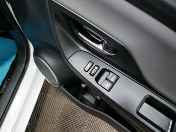 Toyota Yaris VVT-h Icon