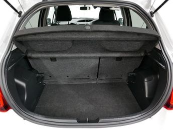 Toyota Yaris VVT-h Icon