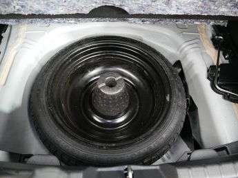 Toyota Yaris VVT-h Icon