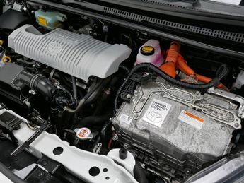 Toyota Yaris VVT-h Icon