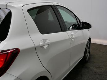 Toyota Yaris VVT-h Icon