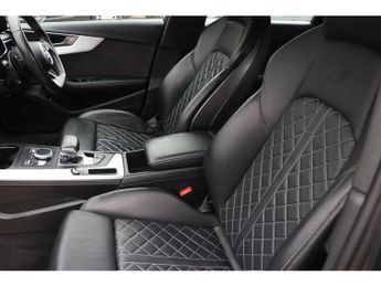 Audi S4 AVANT TFSI V6
