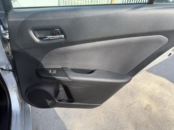 Toyota Prius Vvt-I Business Edition