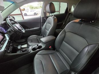 Kia Niro GDi 3