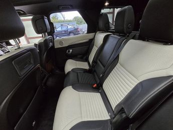 Land Rover Discovery D300 MHEV R-Dynamic SE