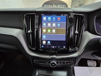 Volvo XC60 B4 MHEV R-Design