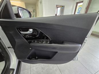 Kia Niro 4+