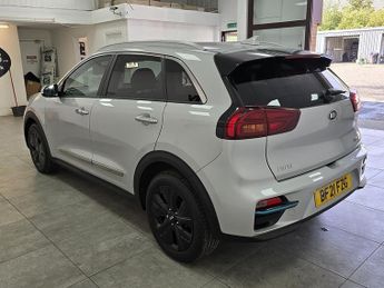 Kia Niro 4+