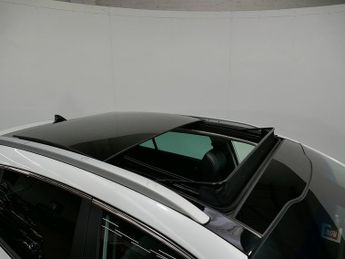 Kia Sportage T-GDi 4