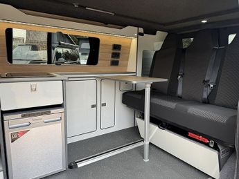 Volkswagen Transporter T6.1 T30 150 DSG SWB