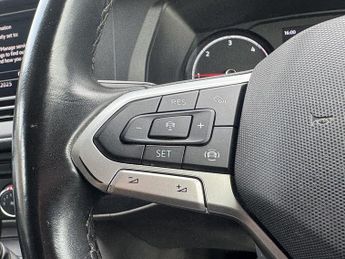 Volkswagen Transporter T6.1 T30 150 DSG SWB