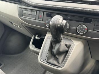 Volkswagen Transporter T6.1 T30 150 DSG SWB