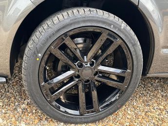 Volkswagen Transporter T6.1 T30 150 DSG SWB