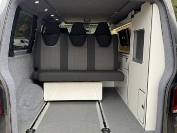 Volkswagen Transporter T6.1 T30 150 DSG SWB