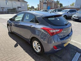 Hyundai i30 1.6 Active Hatchback 5dr Petrol Auto Euro 5 (120 ps)