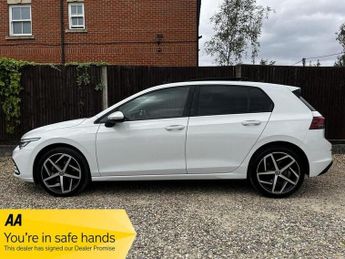 Volkswagen Golf LIFE TSI