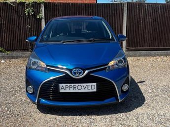 Toyota Yaris HYBRID ICON