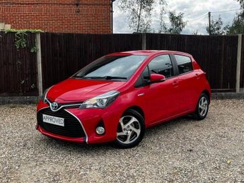 Toyota Yaris HYBRID ICON