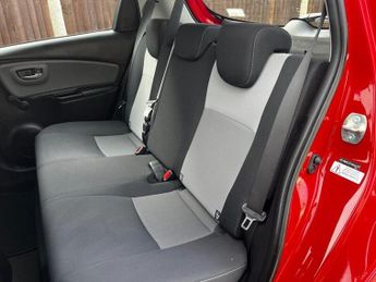 Toyota Yaris VVT-I ICON TECH