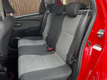 Toyota Yaris VVT-I ICON M-DRIVE S TSS