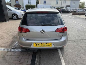 Volkswagen Golf 2.0 TDI BlueMotion Tech SE Hatchback 5dr Diesel DSG Euro 5 (s/s)