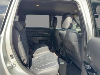 Mitsubishi Outlander h TwinMotor Exceed