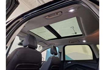 Ford Kuga TDCi EcoBlue Titanium X Edition