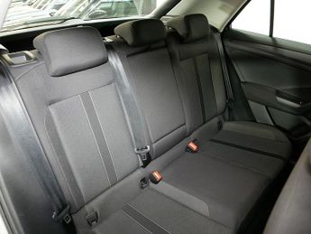 Volkswagen T-Roc TSI Life