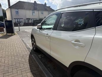 Nissan Qashqai 1.2 DIG-T n-tec+ SUV 5dr Petrol XTRON 2WD Euro 6 (s/s) (115 ps)