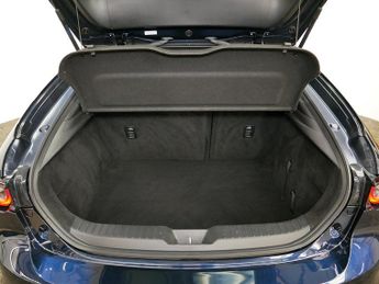 Mazda Mazda3 SKYACTIV-G MHEV Sport Lux