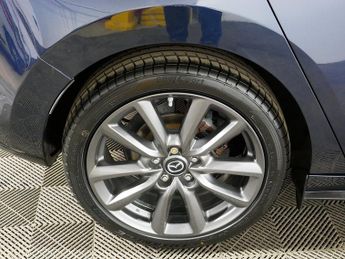 Mazda Mazda3 SKYACTIV-G MHEV Sport Lux