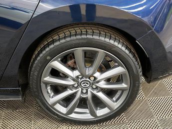 Mazda Mazda3 SKYACTIV-G MHEV Sport Lux