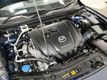 Mazda Mazda3 SKYACTIV-G MHEV Sport Lux