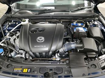 Mazda Mazda3 SKYACTIV-G MHEV Sport Lux