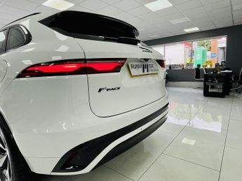 Jaguar F-PACE P400e R-Dynamic S