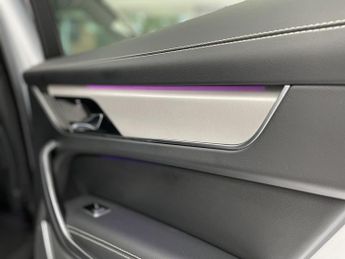Jaguar F-PACE P400e R-Dynamic SE