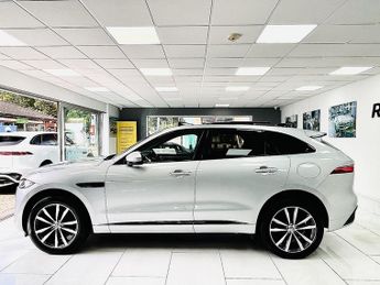Jaguar F-PACE P400e R-Dynamic SE